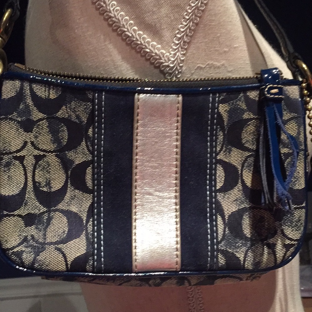 Coach shoulder handbag (authentic)